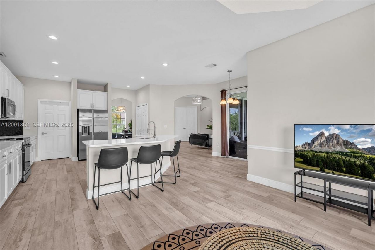 5804 NW West Dooley Cir , Port Saint Lucie, FL 34986 Photo