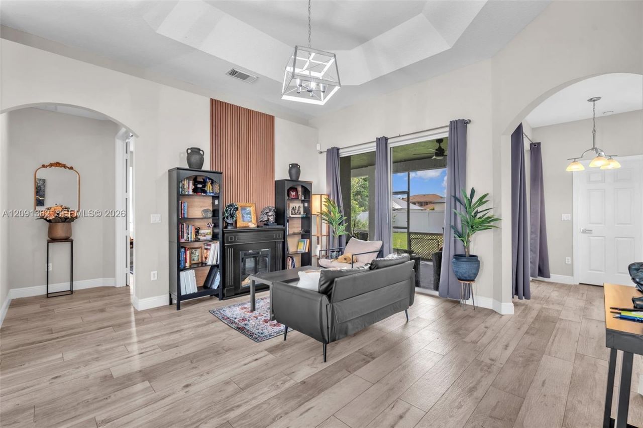 5804 NW West Dooley Cir , Port Saint Lucie, FL 34986 Photo
