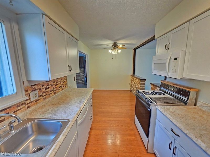 2249 Brighton Place, Madison, OH 44057 Photo 3