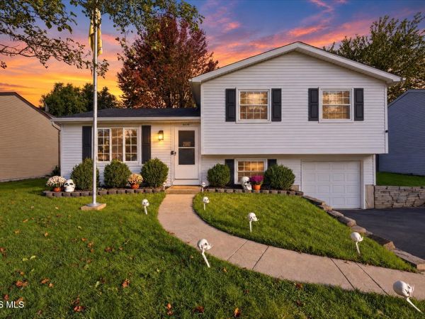 5656 Pheasant Hollow Drive, Toledo, OH 43615