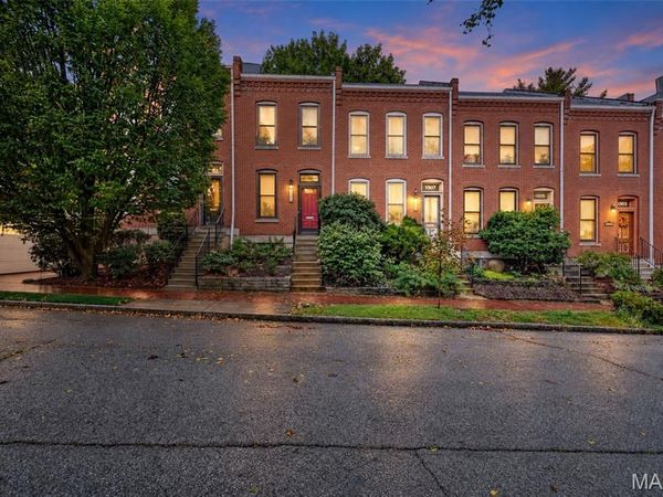 1309 Mackay Place , St Louis, MO 63104