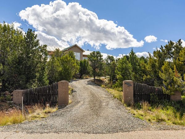 17 Kiva Loop, Sandia Park, NM 87047