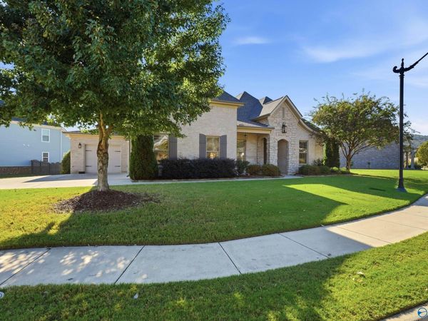 17 Astoria Lane, Gurley, AL 35748