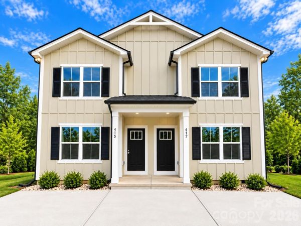 415-417 4th Street SW, Hickory, NC 28602