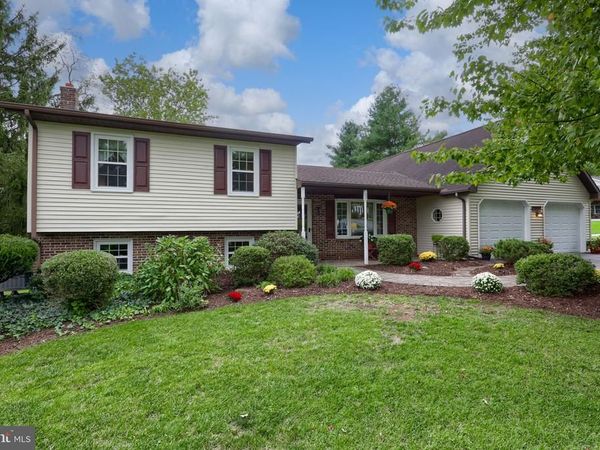 3681 ELIZABETHTOWN ROAD, MANHEIM, PA 17545