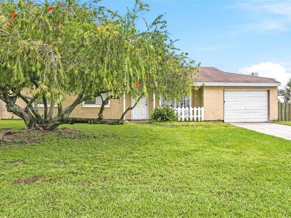2017 SE Ancora Ct , Port St. Lucie, FL 34952