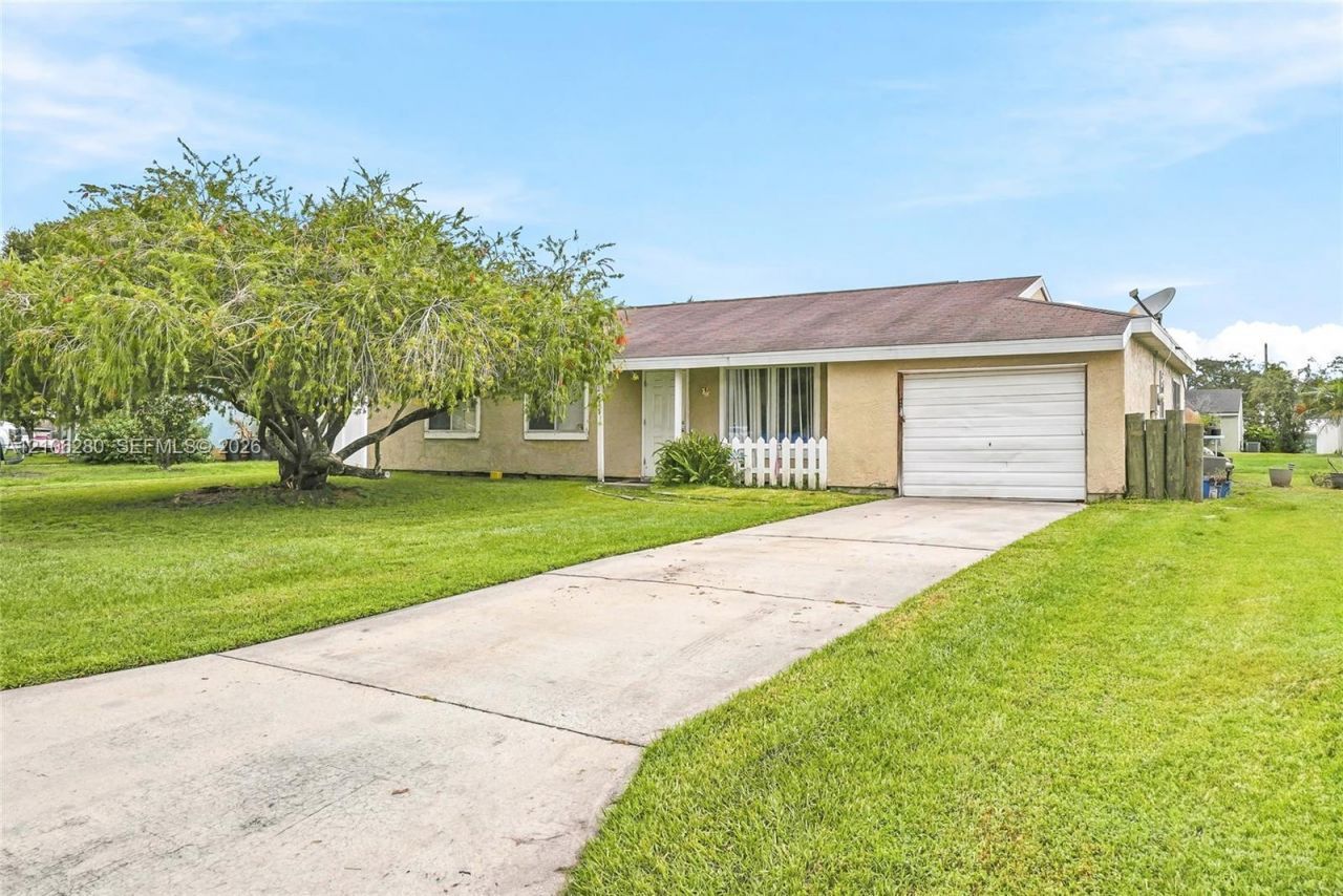 2017 SE Ancora Ct , Port Saint Lucie, FL 34952 Photo