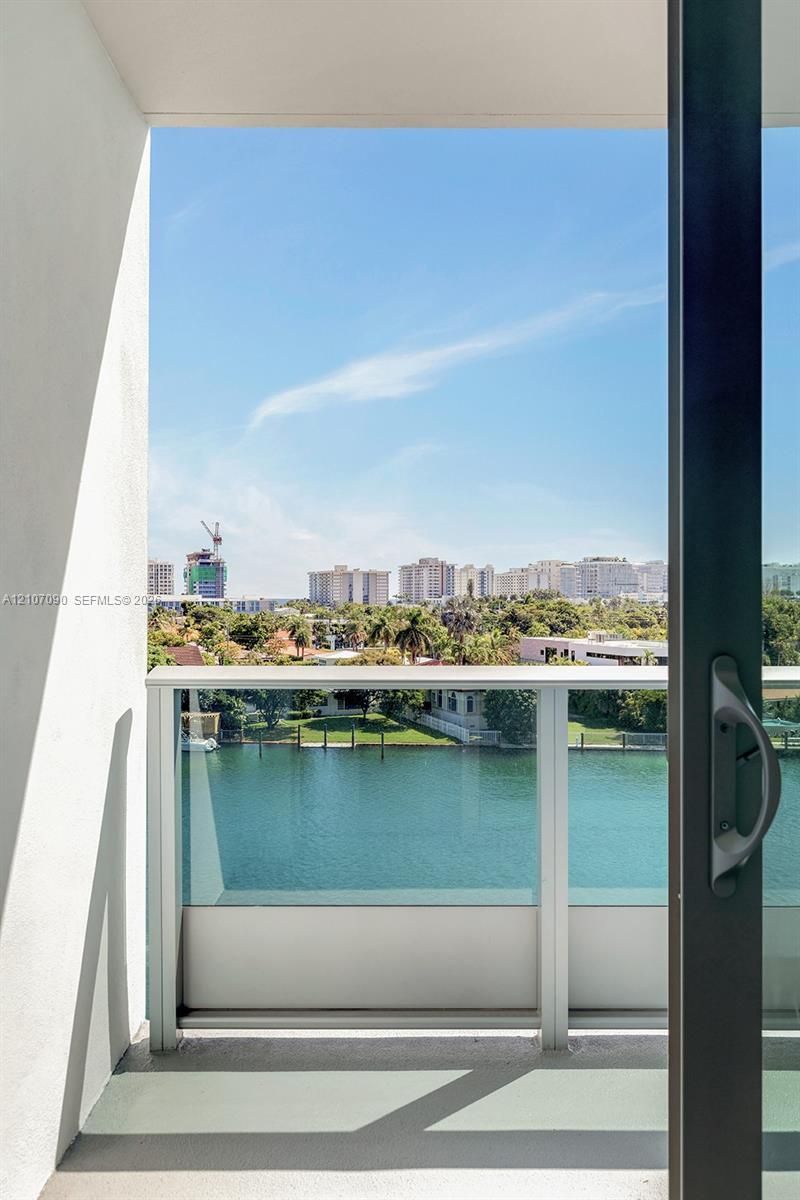 9221 E Bay Harbor Drive , Unit 609, Bay Harbor Islands, FL 33154 Photo