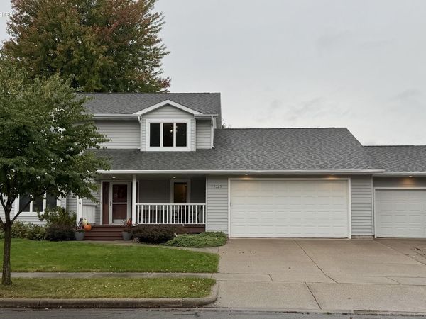 1325 Red Cedar Ct, Onalaska, WI 54650