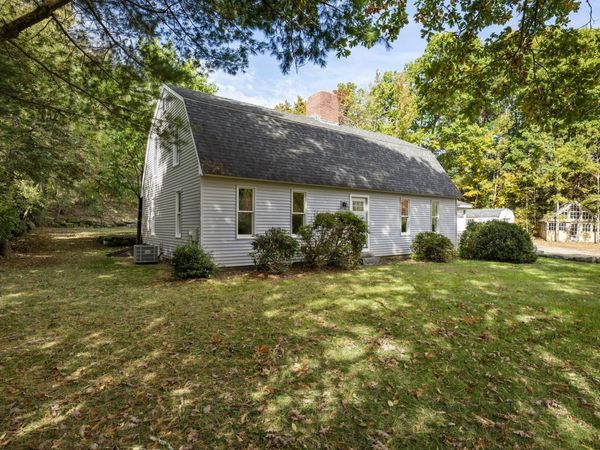 84 Elm St, Blackstone, MA 01504