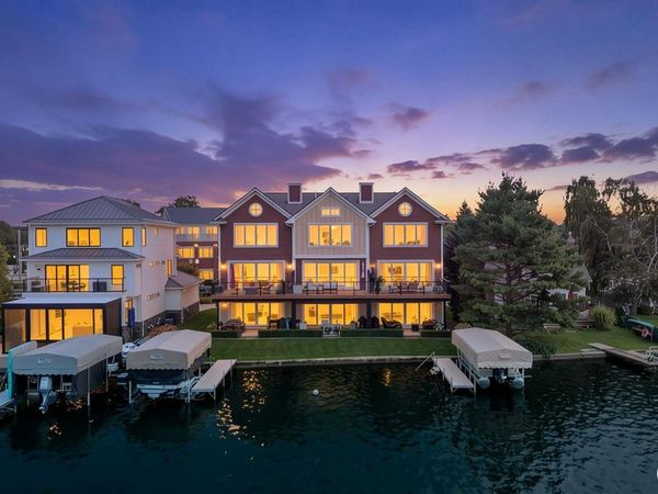 222 S Broadway Street, Unit 1, Lake Orion Village, Mi 48362