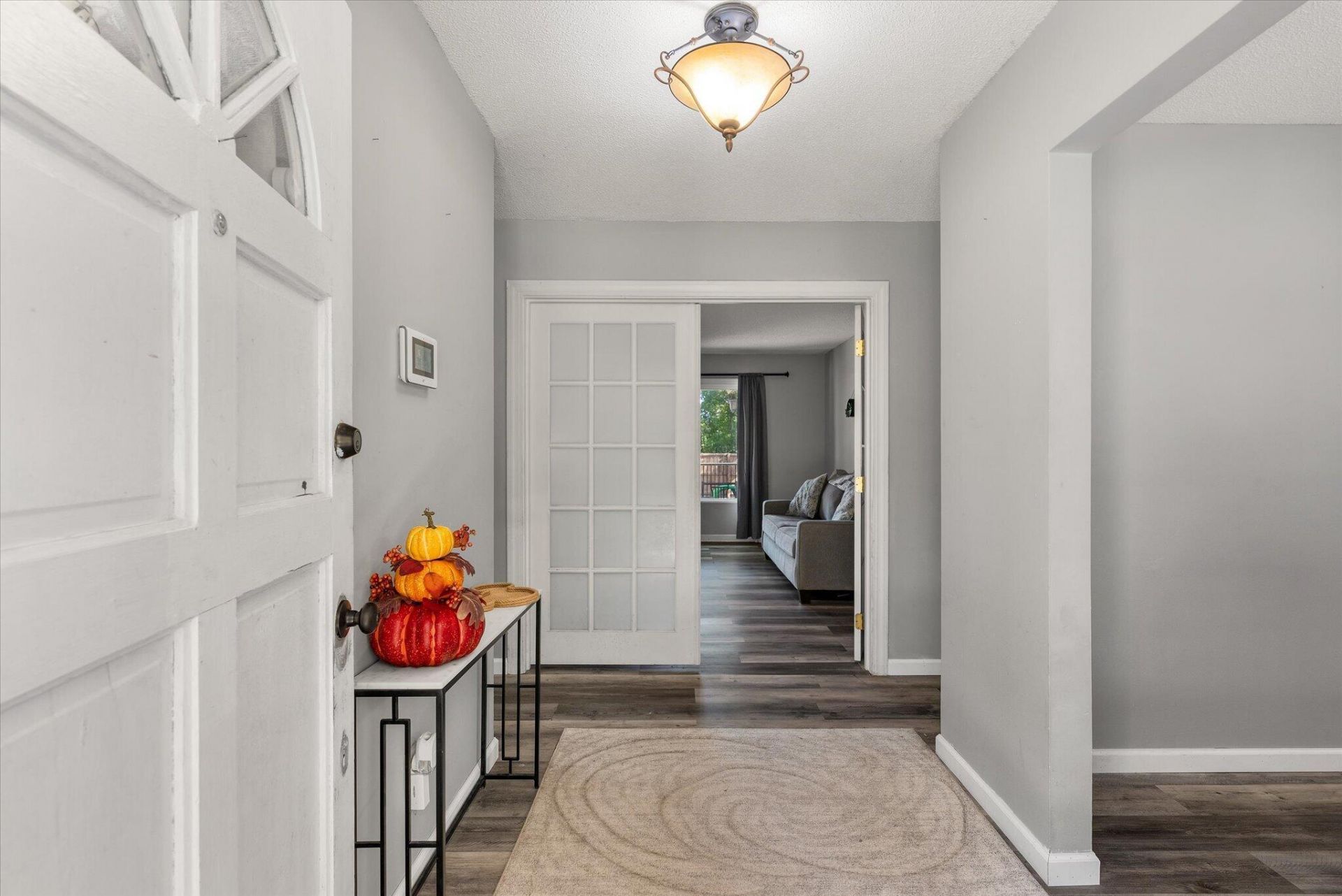 201 Stratford Drive Photo 4