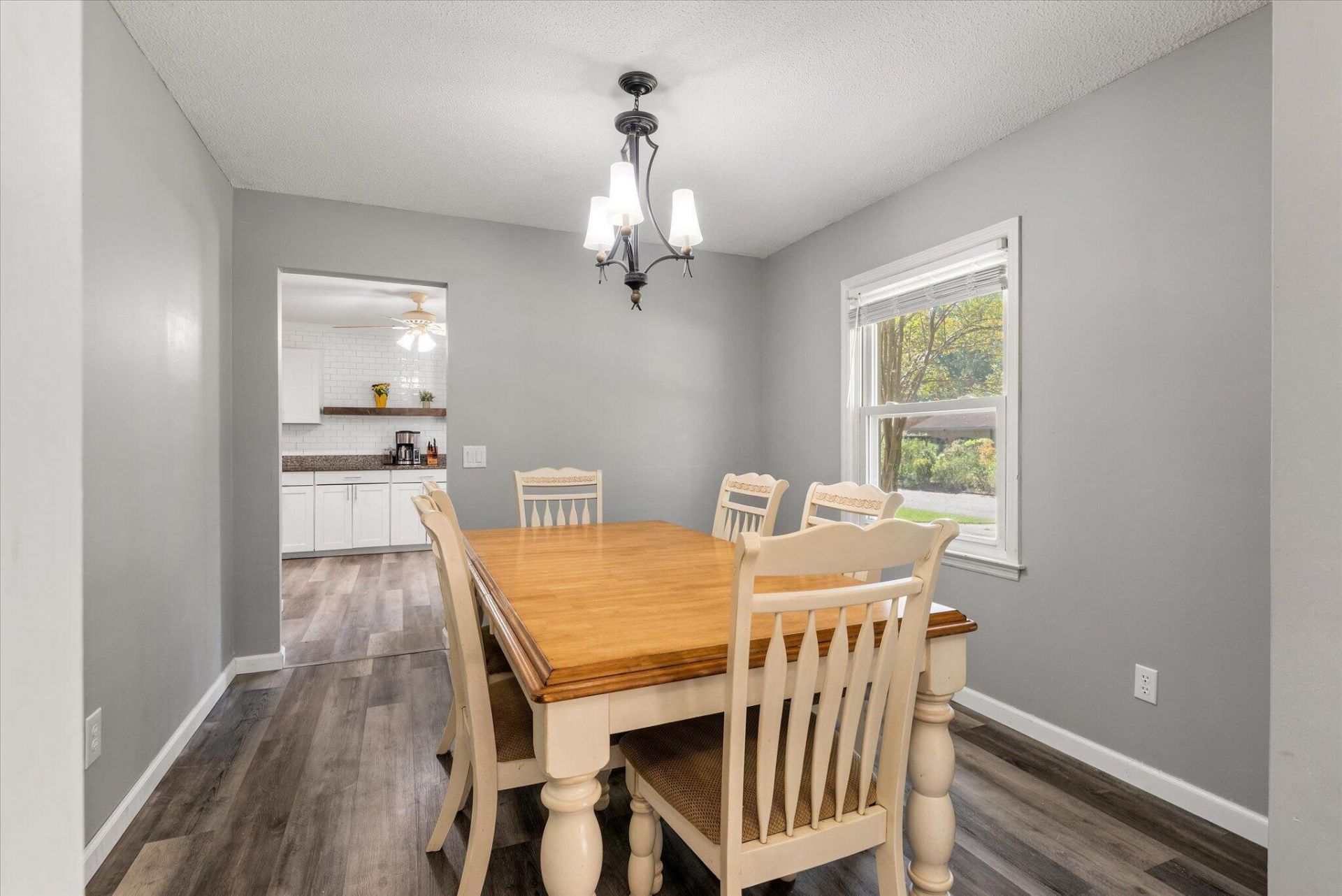 201 Stratford Drive Photo 5