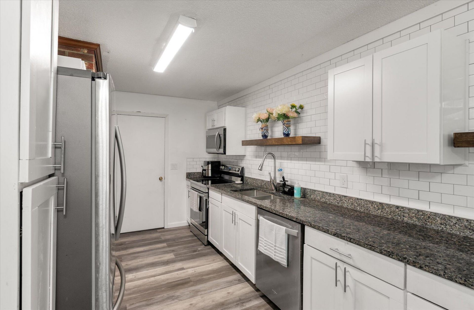 201 Stratford Drive Photo 8