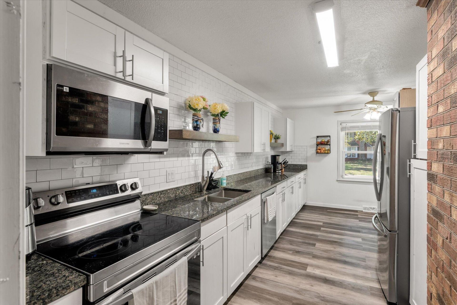 201 Stratford Drive Photo 9