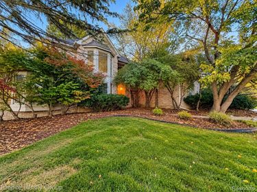 13716 Westbrook Road , Plymouth Township, Mi 48170