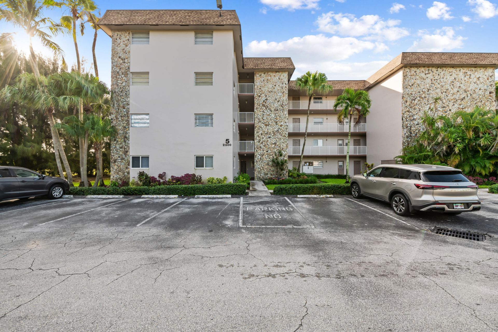 2500 SW 81st Avenue, Unit 302, Davie, FL 33324 Photo