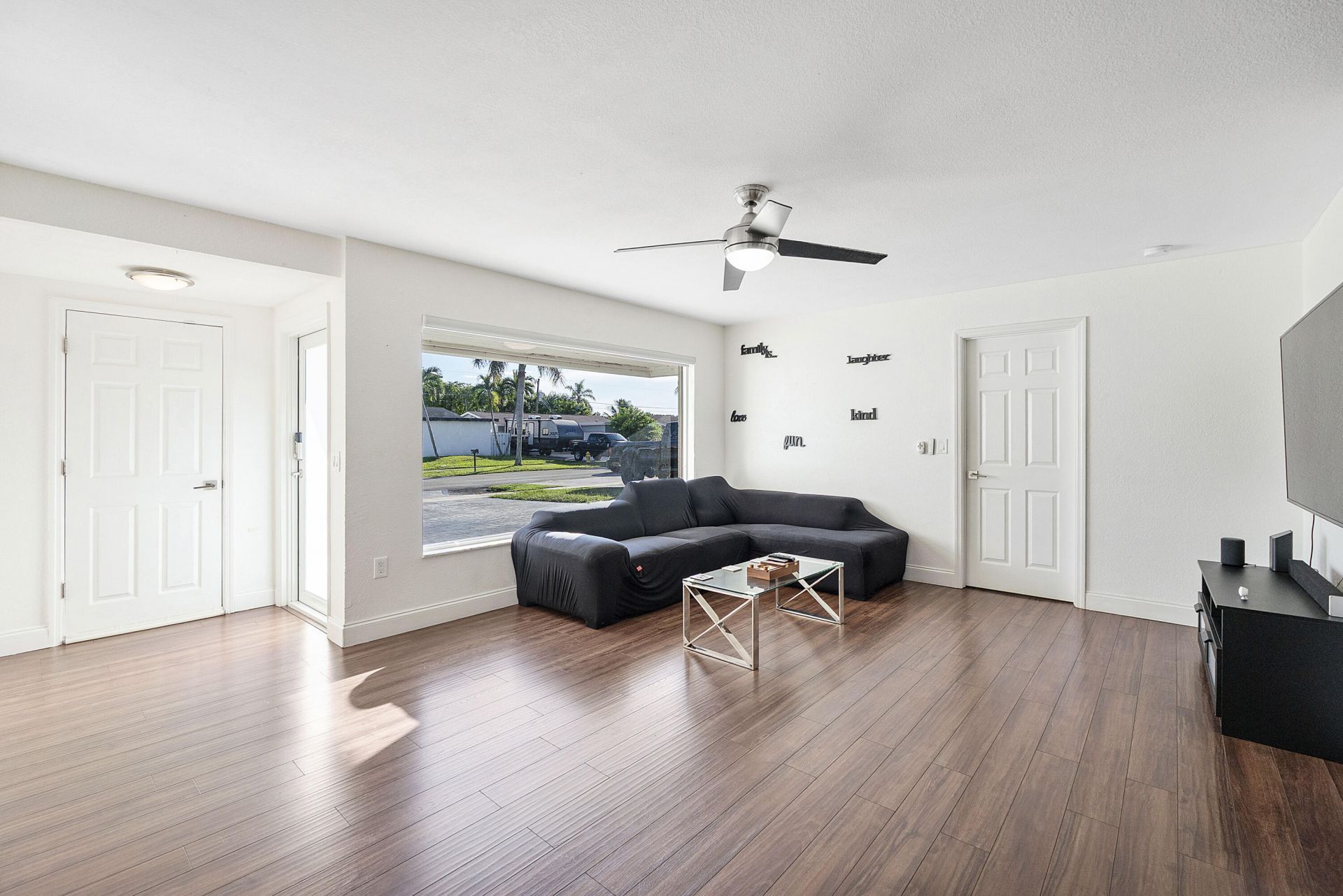 11631 NW 29th Street, Sunrise, FL 33323 Photo