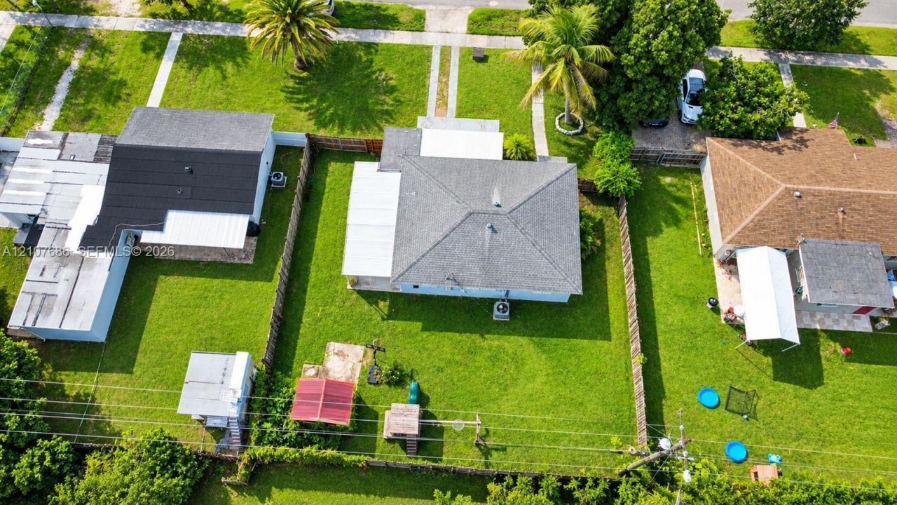 9760 Jamaica Dr , Cutler Bay, FL 33189 Photo