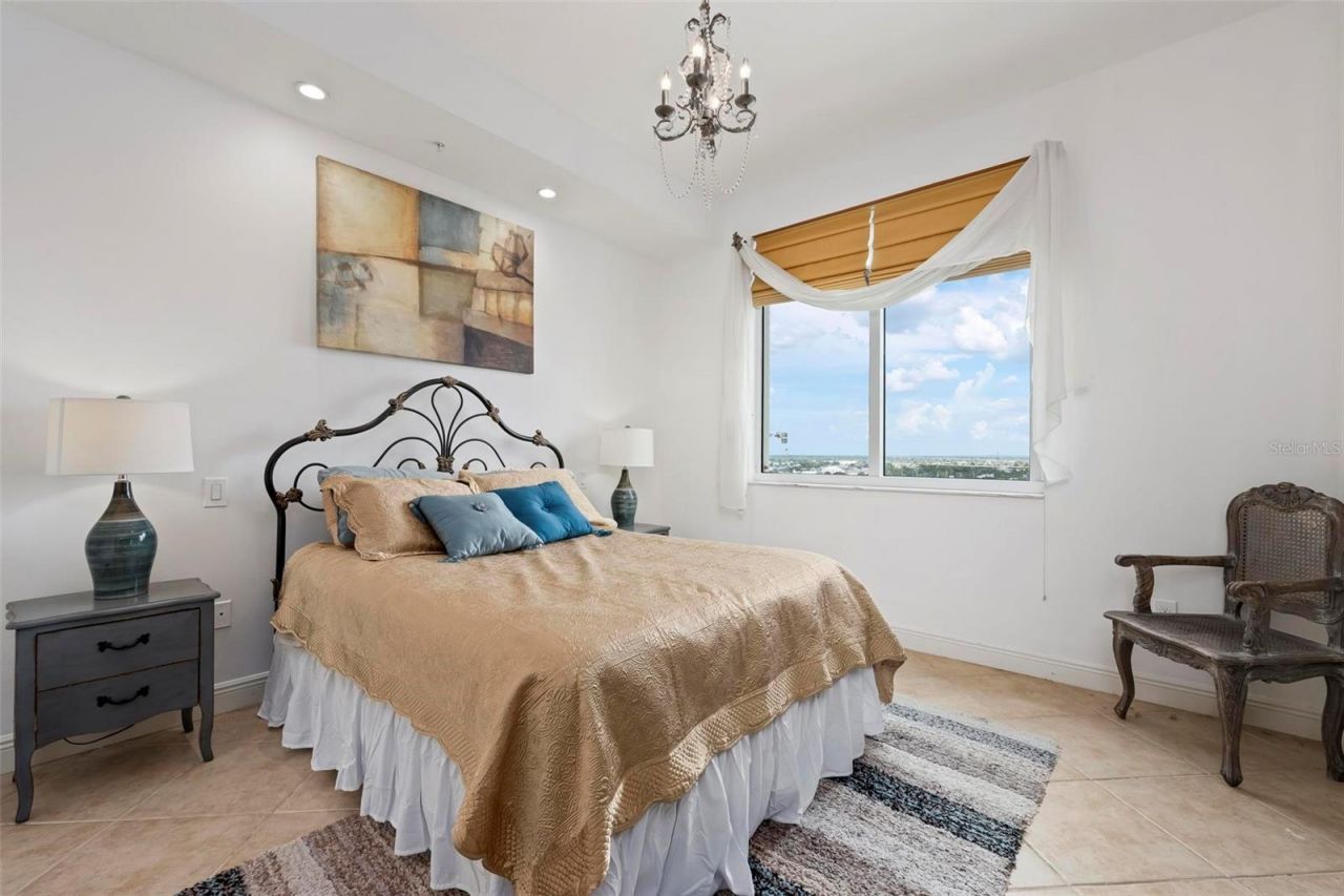 800 N Tamiami Trail , Unit 1504, Sarasota, FL 34236 Photo