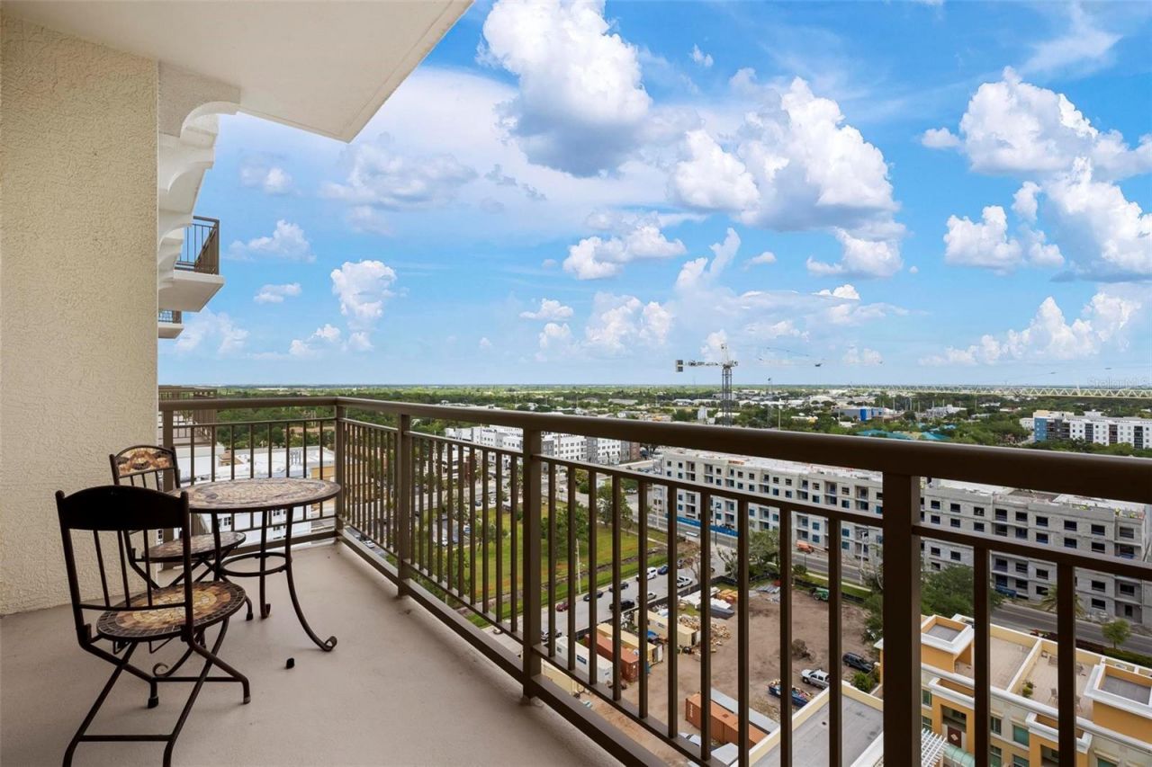 800 N Tamiami Trail , Unit 1504, Sarasota, FL 34236 Photo