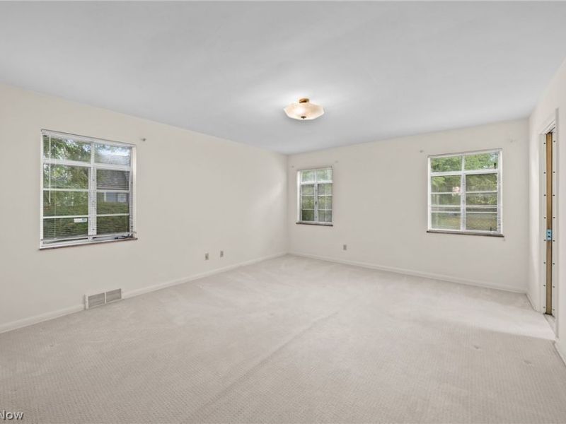 16236 Northvale Boulevard, East Cleveland, OH 44112 Photo 14