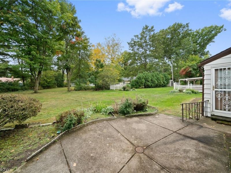 16236 Northvale Boulevard, East Cleveland, OH 44112 Photo 29