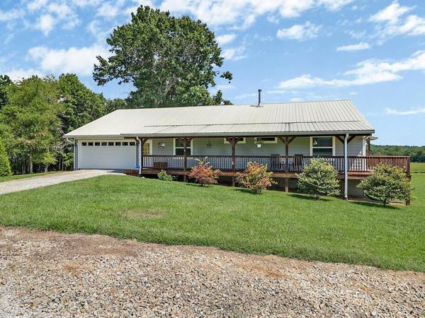 5285 Red Rd, Sparta, TN 38555