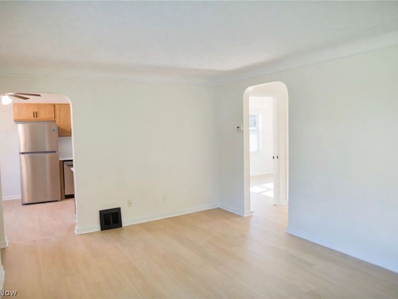 22080 Maydale Avenue, Euclid, OH 44123 Photo 11