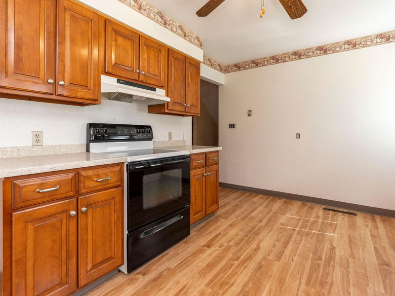 362 Haymarket Street, West Jefferson, OH 43162 Photo 18
