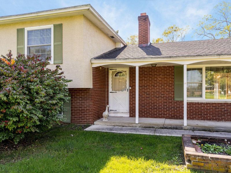 362 Haymarket Street, West Jefferson, OH 43162 Photo 2
