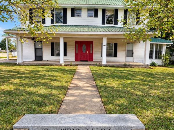 249 S Main Street , Lexington, TN 38351