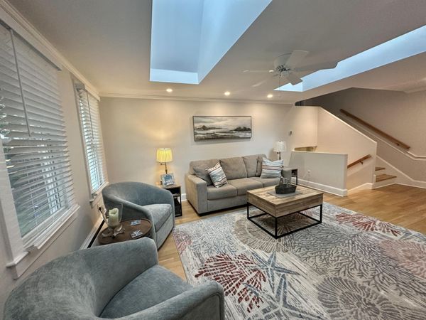15 South Street, Osterville, MA 02655