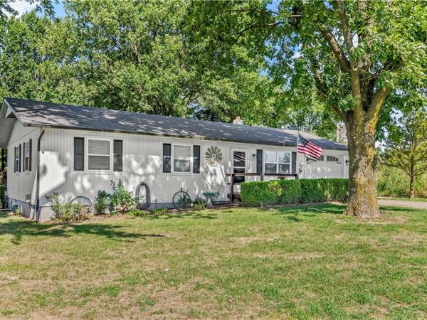 1200 SW Elm Tree Road , Bentonville, AR 72712