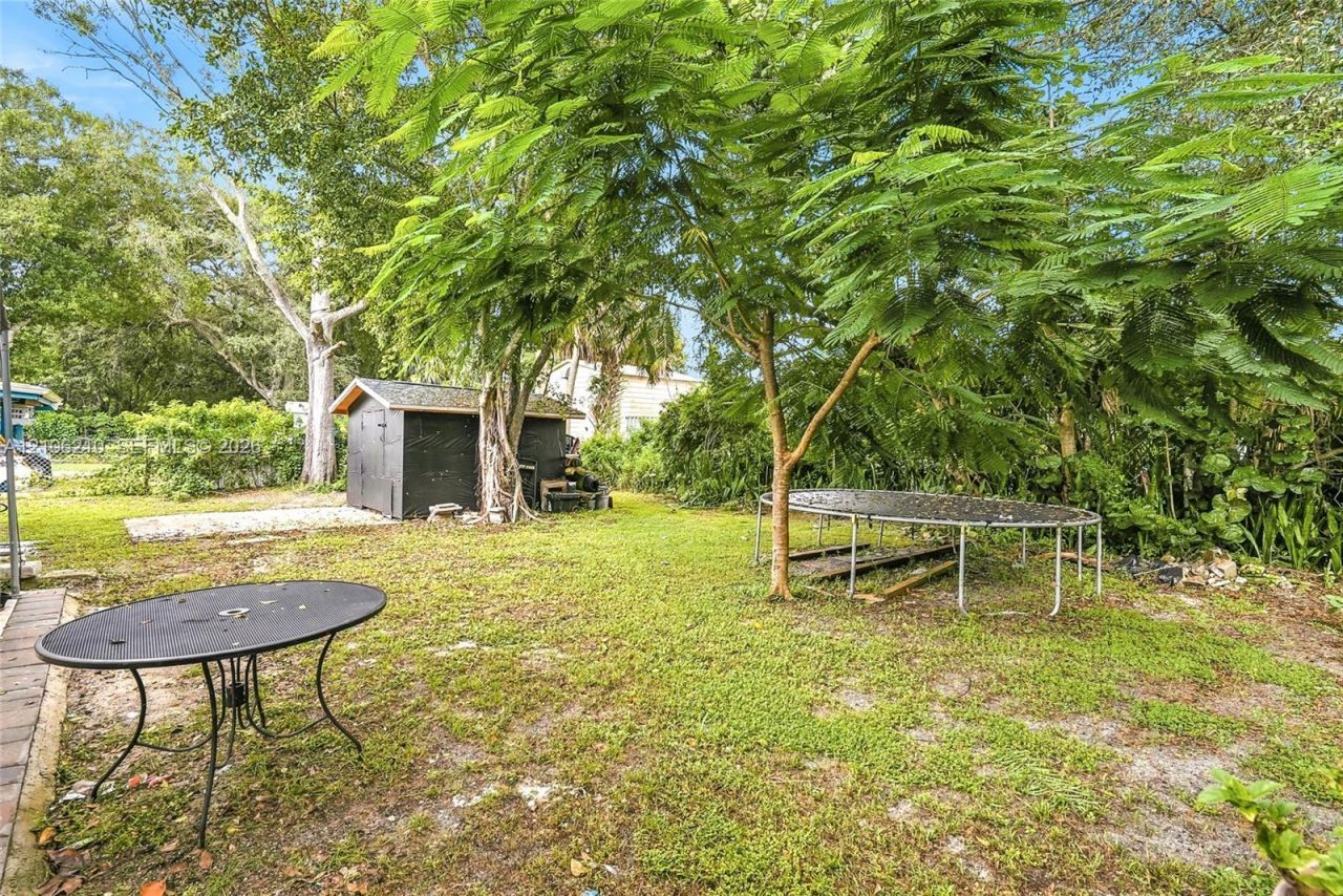 1111 S 7th St , Fort Pierce, FL 34950 Photo