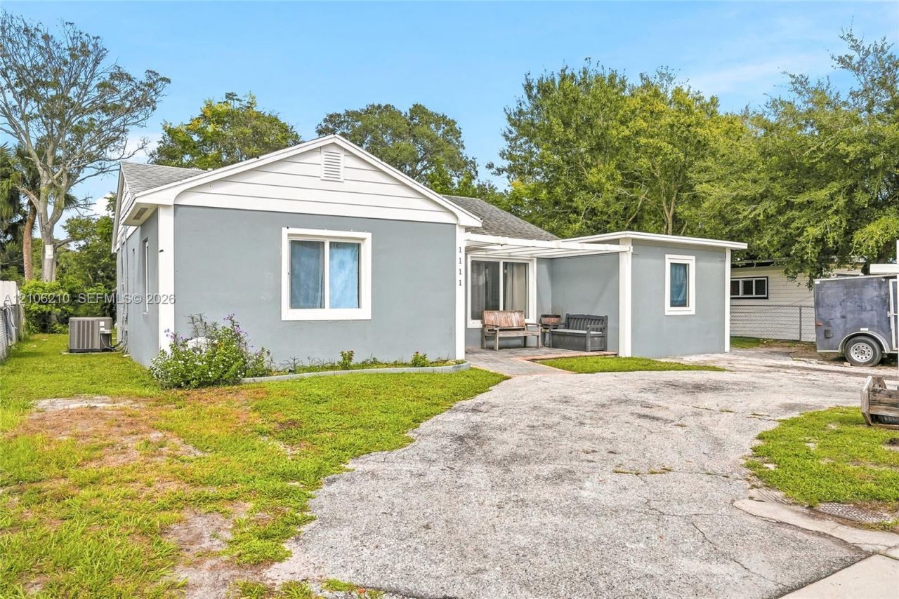 1111 S 7th St , Fort Pierce, FL 34950 Photo
