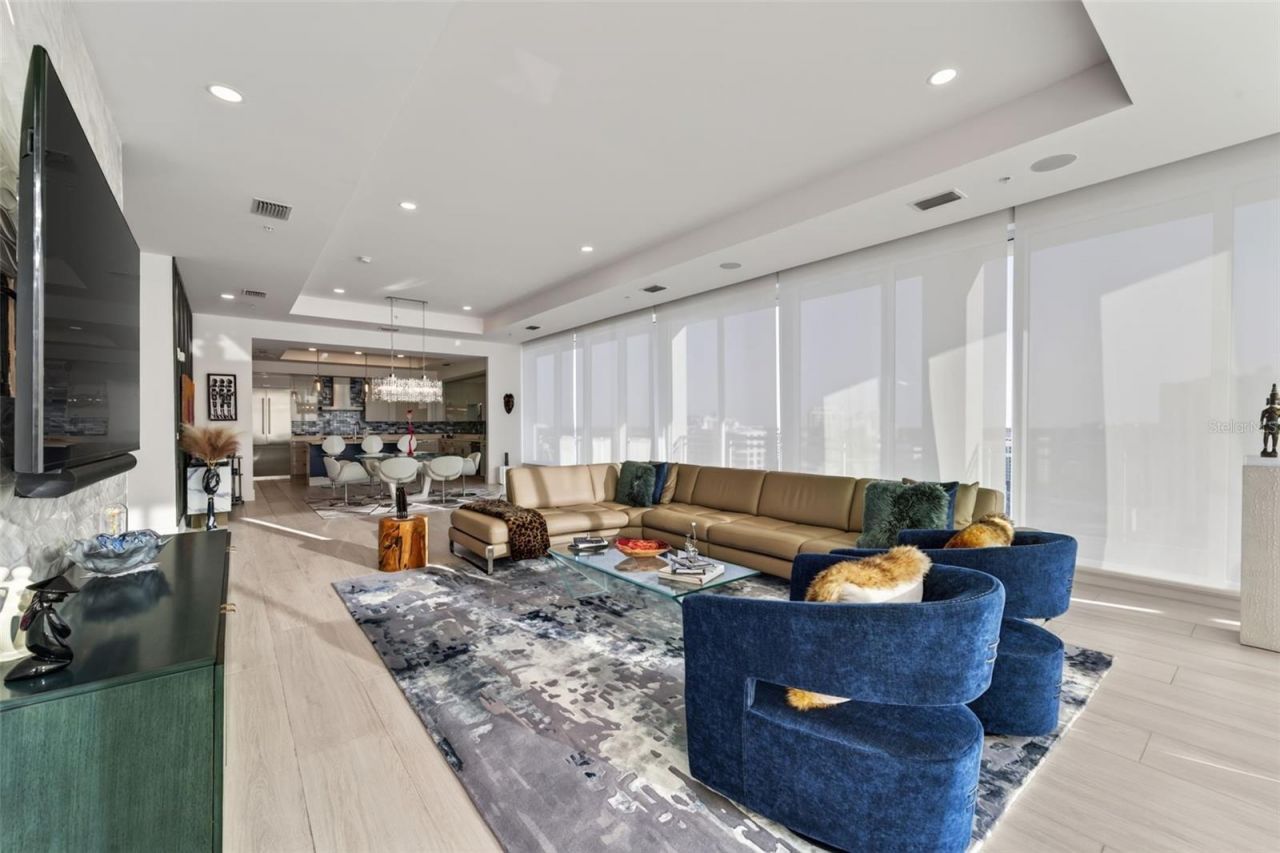 540 N Tamiami Trail, Unit 1604, Sarasota, FL 34236 Photo