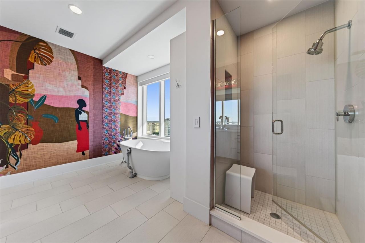 540 N Tamiami Trail, Unit 1604, Sarasota, FL 34236 Photo