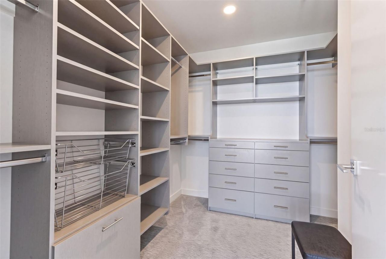 540 N Tamiami Trail, Unit 1604, Sarasota, FL 34236 Photo