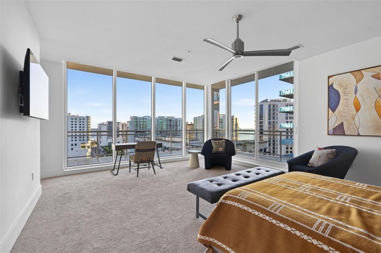 540 N Tamiami Trail, Unit 1604, Sarasota, FL 34236 Photo