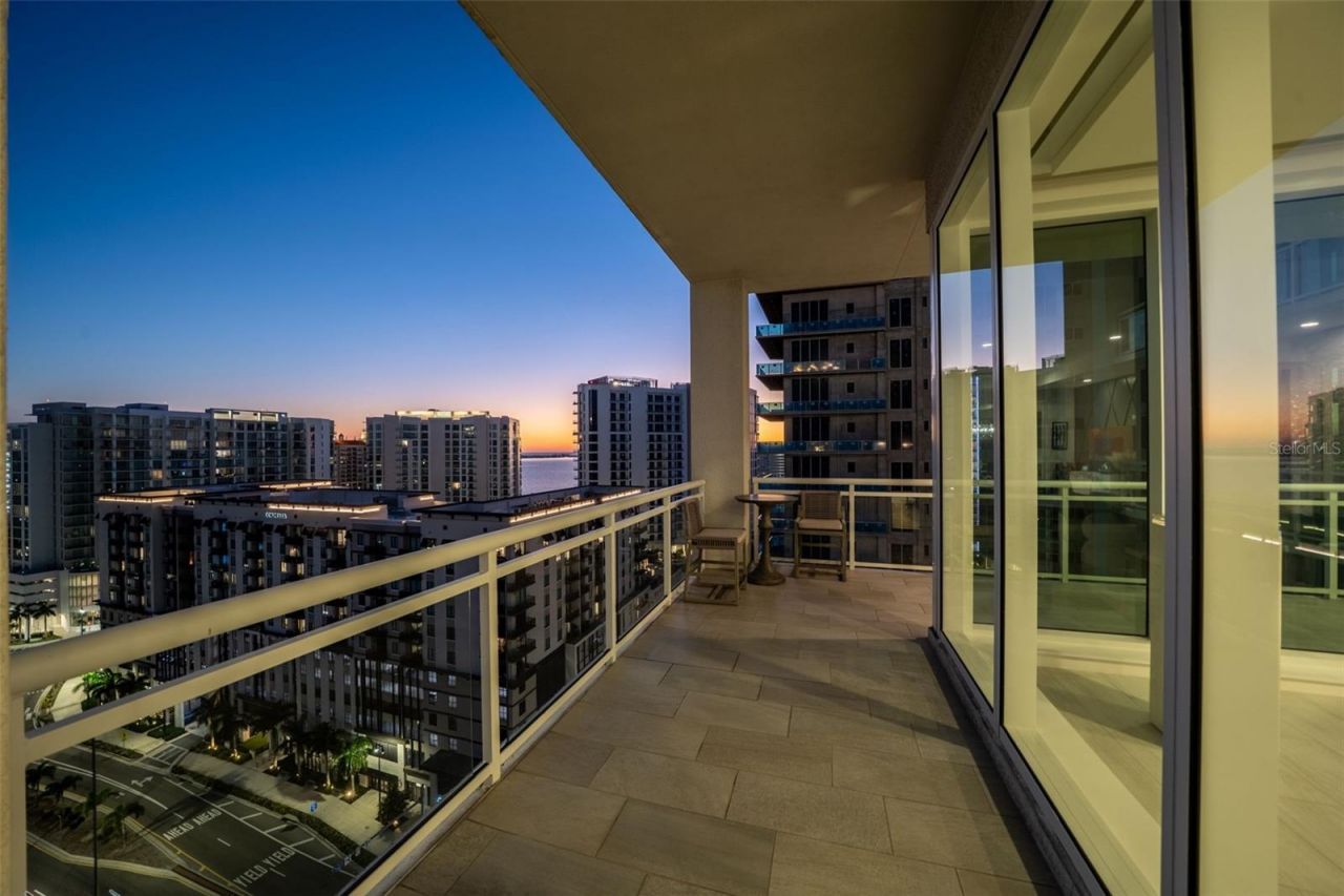 540 N Tamiami Trail, Unit 1604, Sarasota, FL 34236 Photo