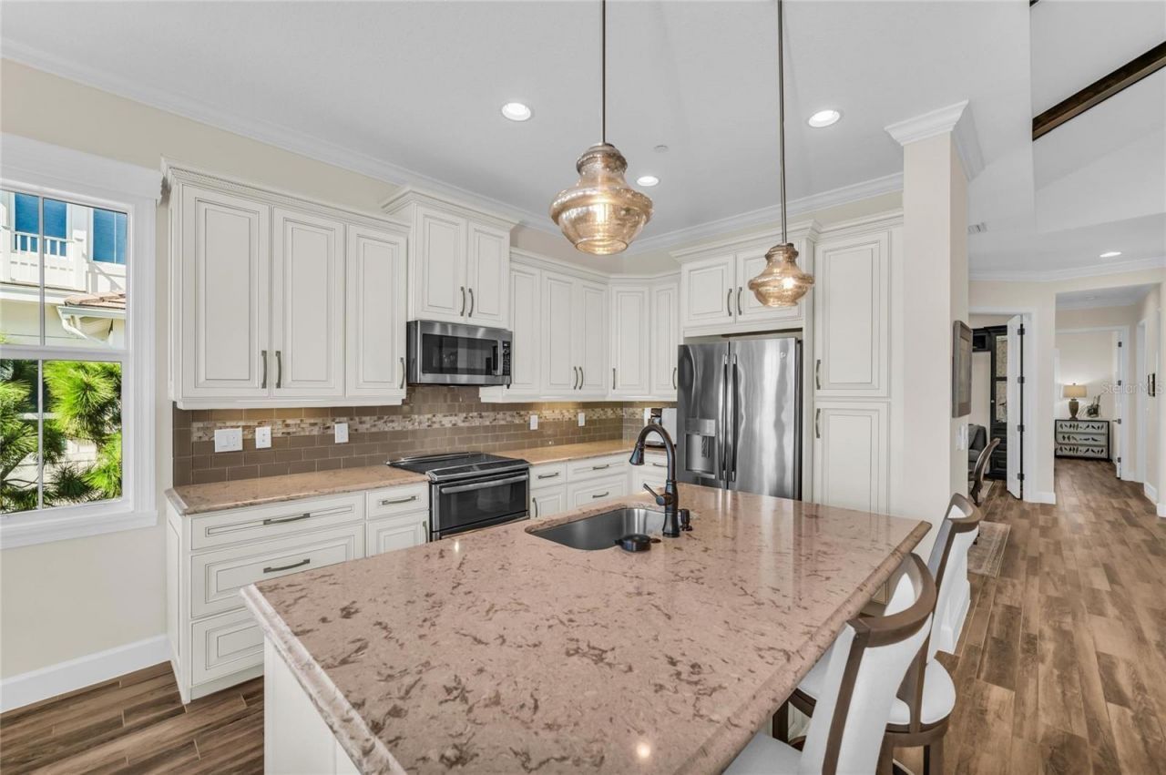 280 Saint Lucia Drive, Unit 202, Bradenton, FL 34209 Photo