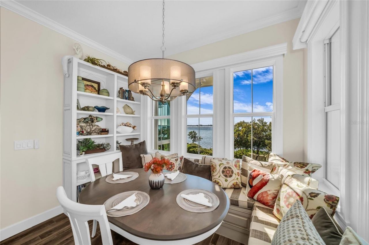 280 Saint Lucia Drive, Unit 202, Bradenton, FL 34209 Photo