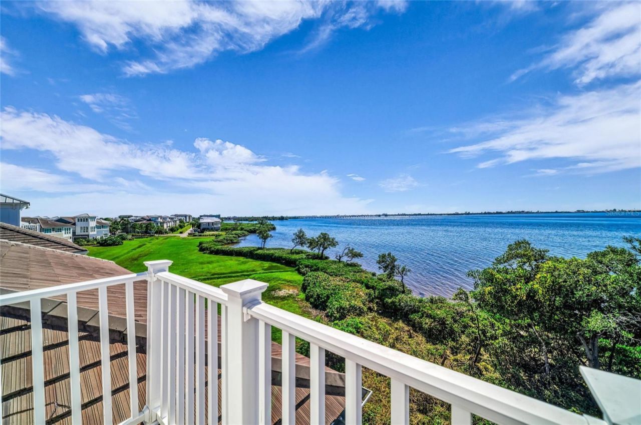 280 Saint Lucia Drive, Unit 202, Bradenton, FL 34209 Photo