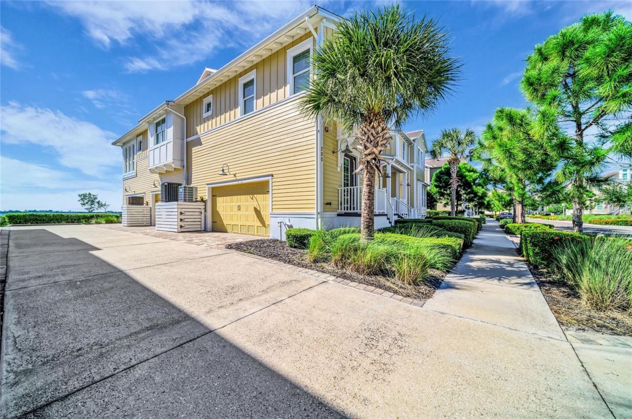 280 Saint Lucia Drive, Unit 202, Bradenton, FL 34209 Photo