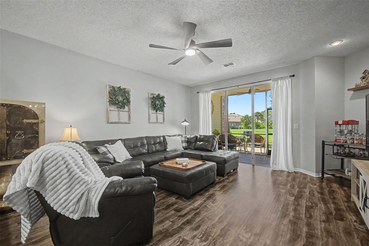 1290 Clays Trail, Unit 1403, Oldsmar, FL 34677 Photo
