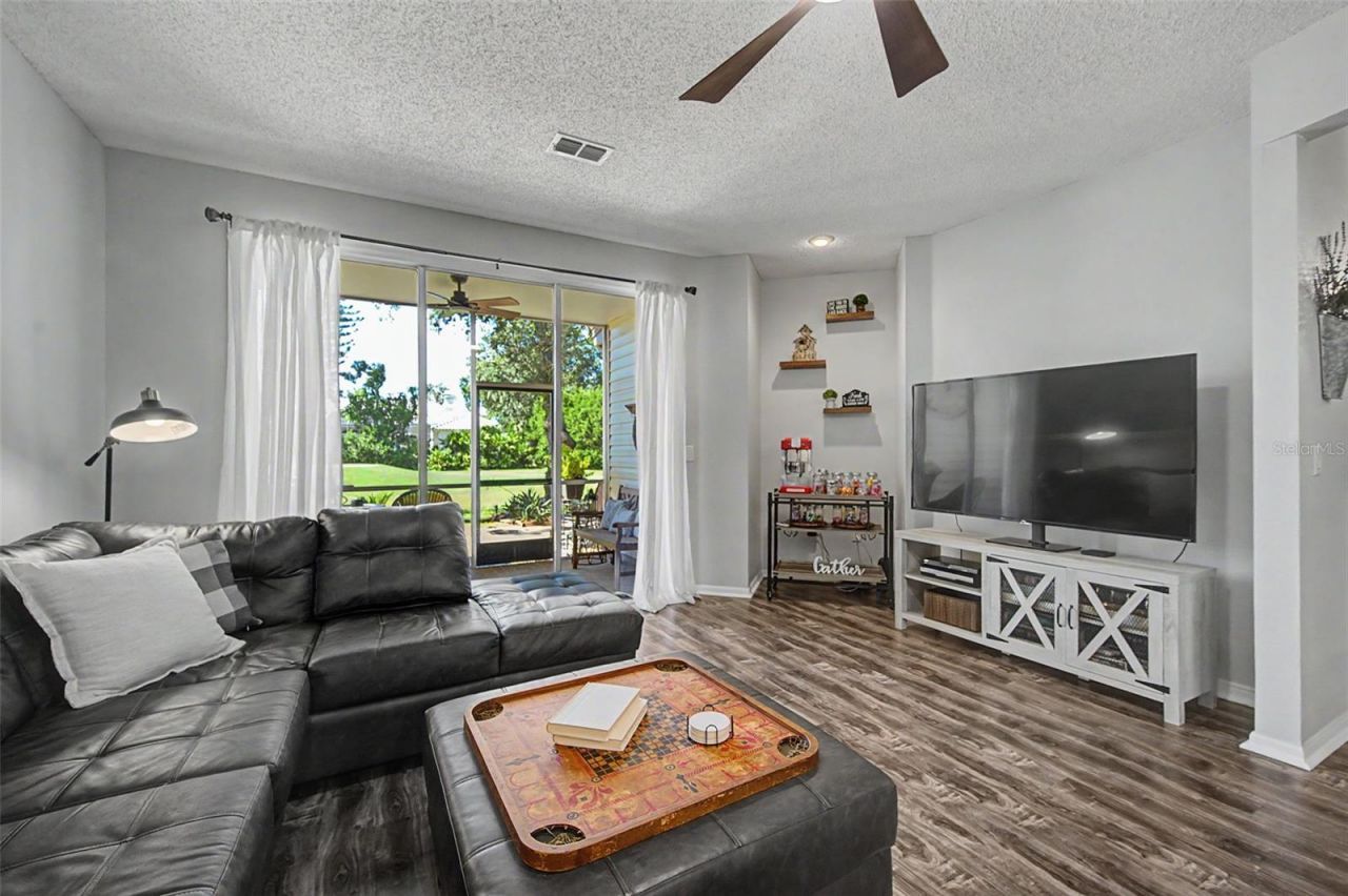1290 Clays Trail, Unit 1403, Oldsmar, FL 34677 Photo