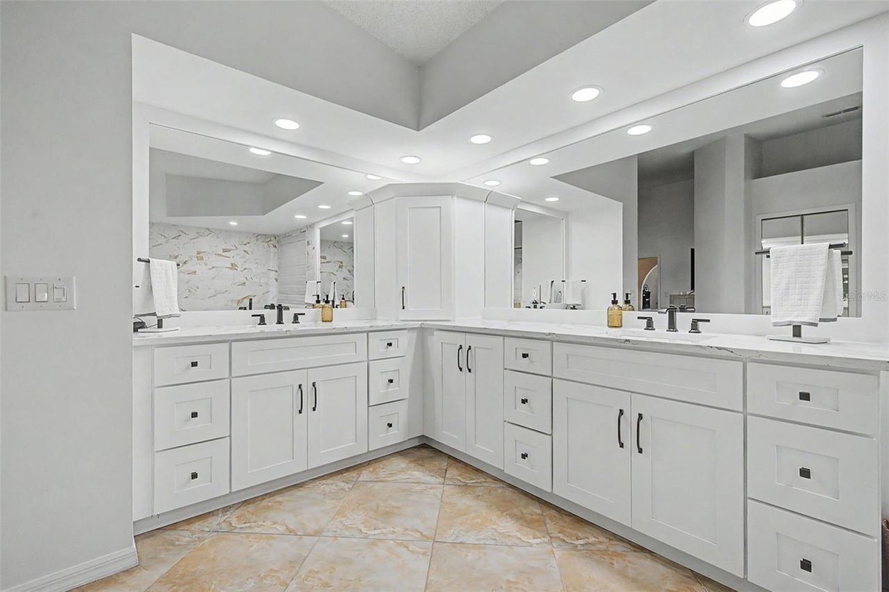 1290 Clays Trail, Unit 1403, Oldsmar, FL 34677 Photo