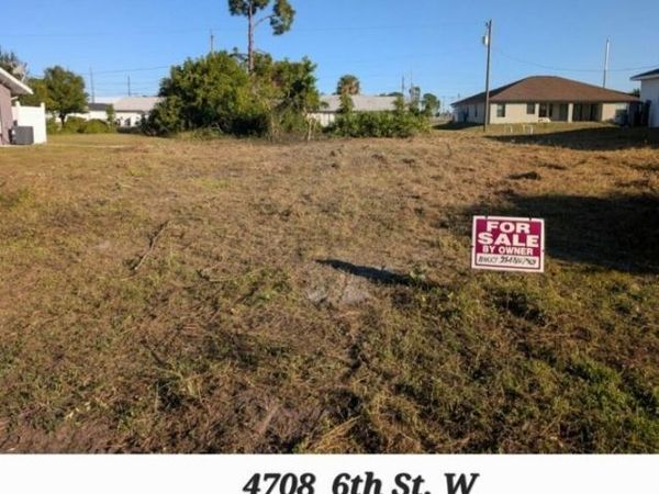 4708 6th Street W, Lehigh Acres, FL 33971