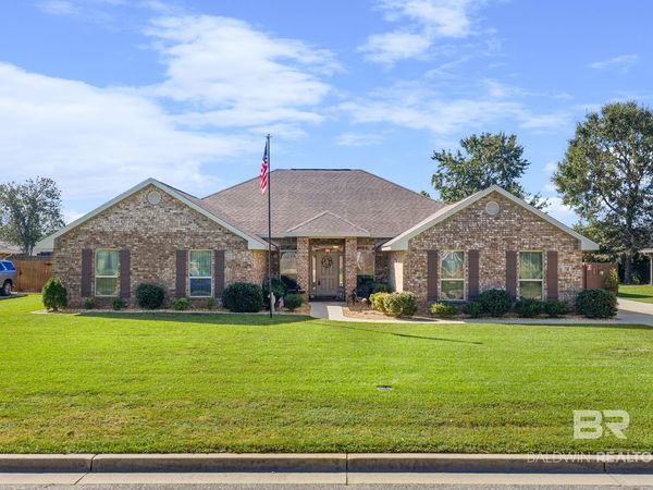 732 Edinburgh Avenue, Foley, AL 36535